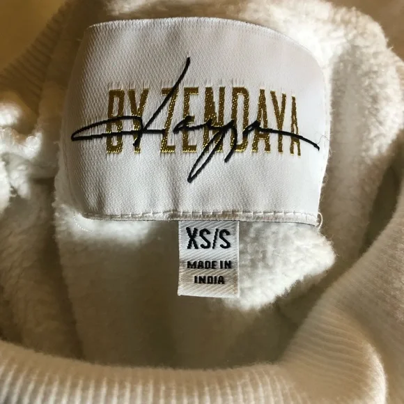 Daya by Zendaya Oversized White Turtleneck Sweater Women’s Small - Picture 4 of 6